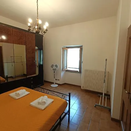 Riva Bianca Castle Holiday Home Lierna Exterior foto