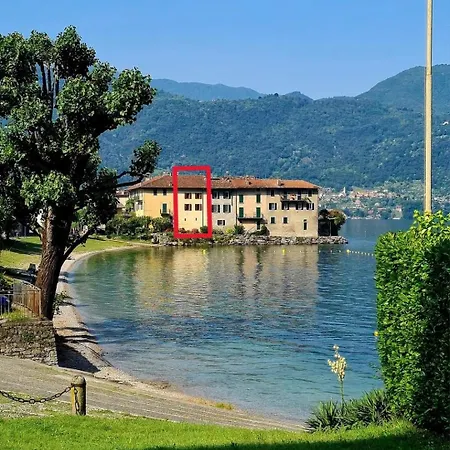 Riva Bianca Castle Holiday Home Lierna Exterior foto
