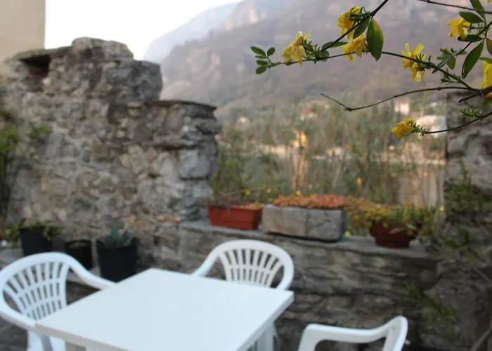 Riva Bianca Castle Holiday Home