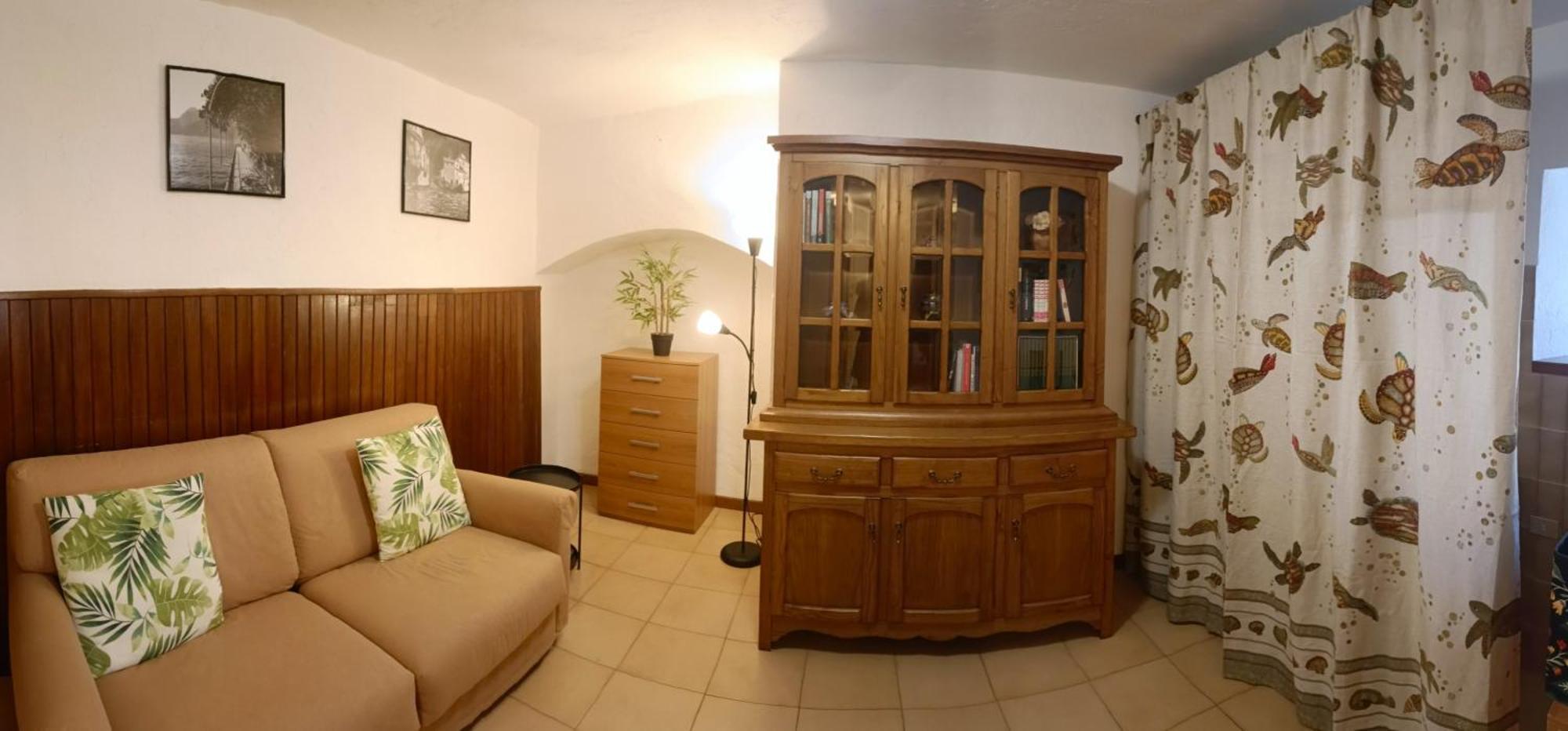 Riva Bianca Castle *