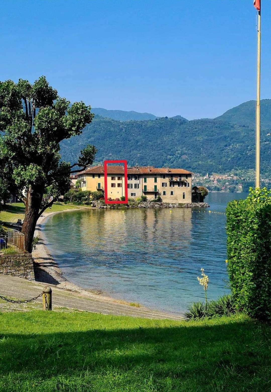 Riva Bianca Castle Apartment *